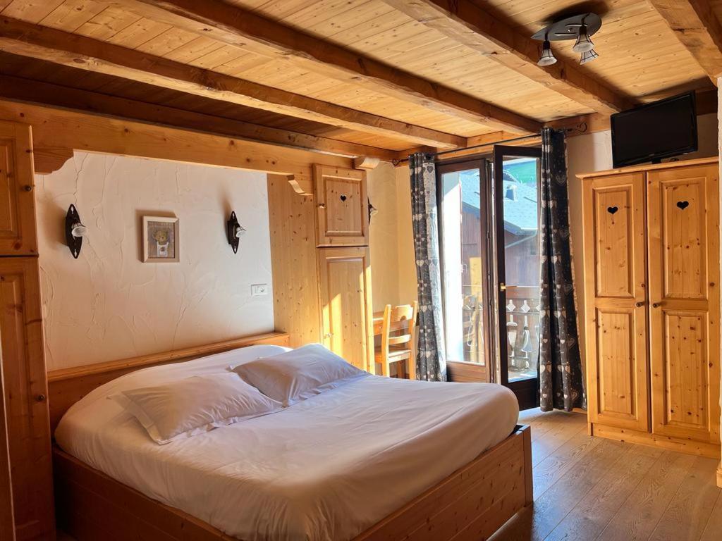 Fleur Des Neiges Hotell Morzine Exteriör bild