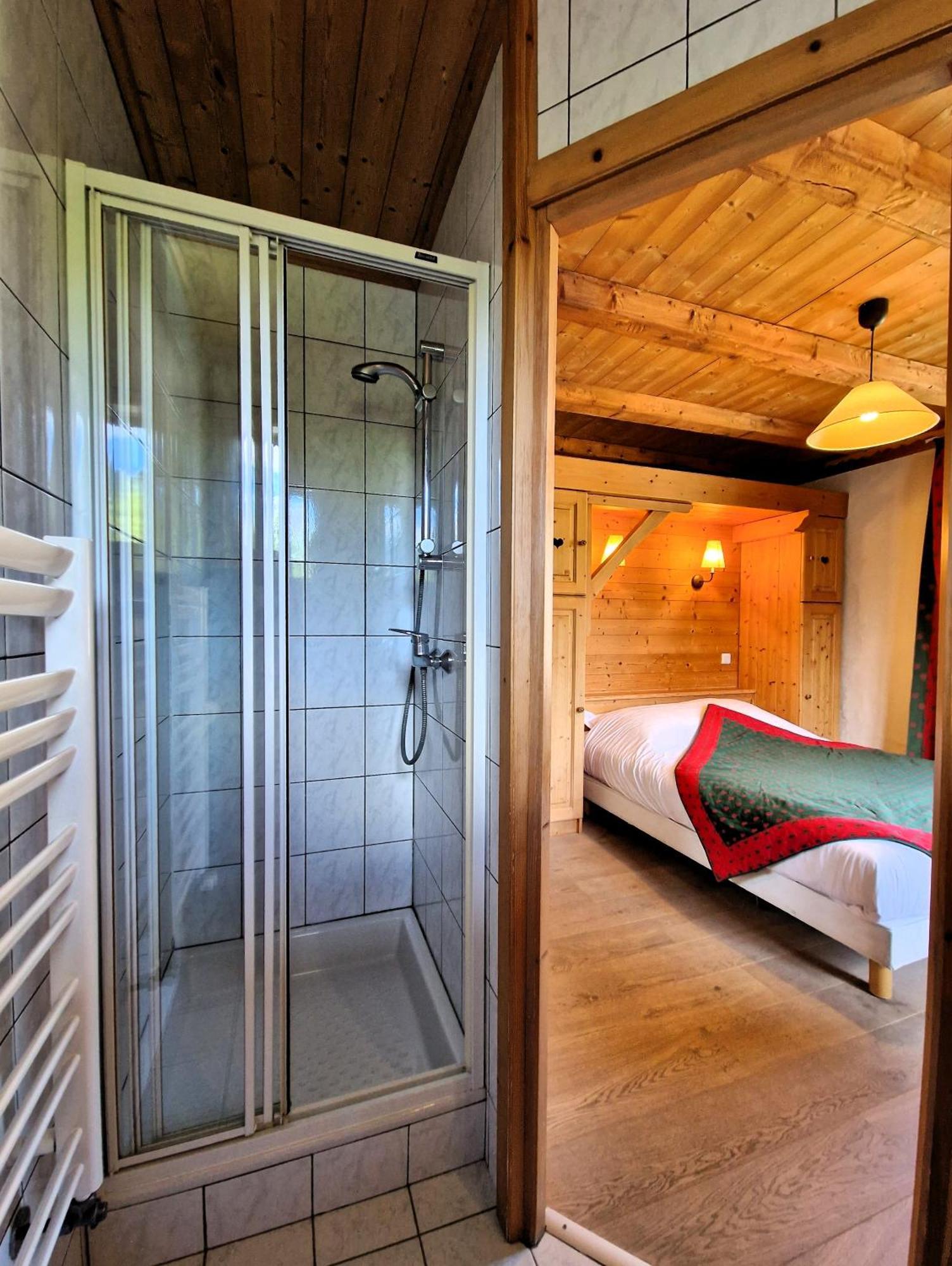 Fleur Des Neiges Hotell Morzine Rum bild